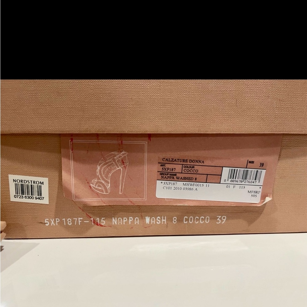 Gorgeous Miu Miu Heel - image 5